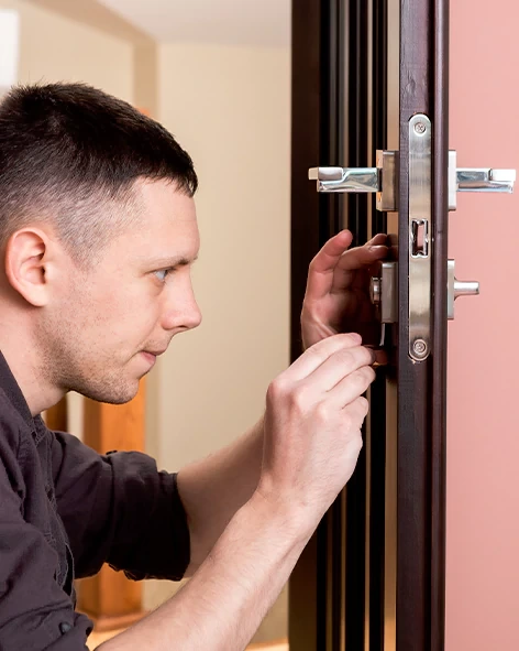 : Professional Locksmith For Commercial And Residential Locksmith Services in Clayton, CA